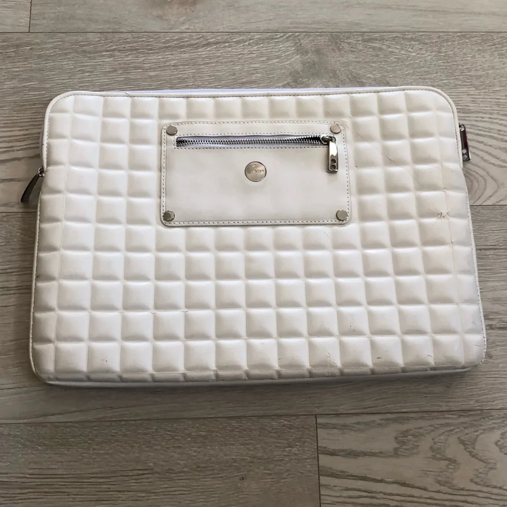 Knomo London White Quilted Laptop Sleeve Case Bag